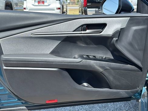 Used 2025 Toyota Camry LE image 8