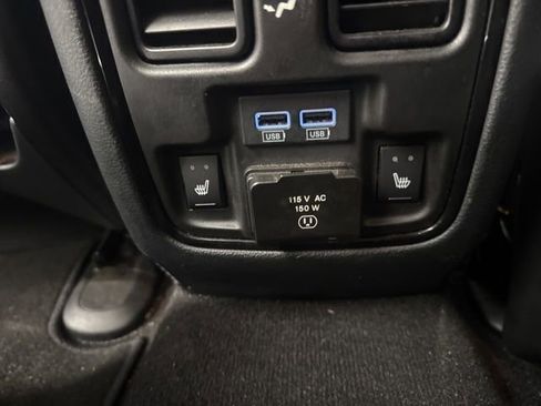 Used 2022 Dodge Durango R/T RWD image 23