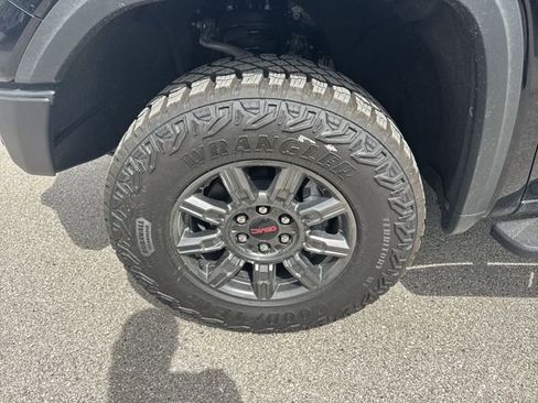 New 2026 GMC Sierra 1500 AT4X AWD/4WD image 10