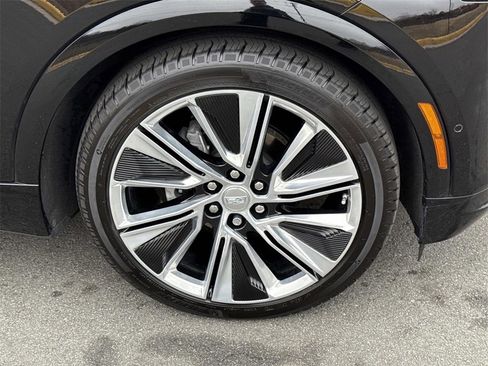 Used 2024 Cadillac Lyriq Luxury w/ LPO, Floor Liner Package image 9