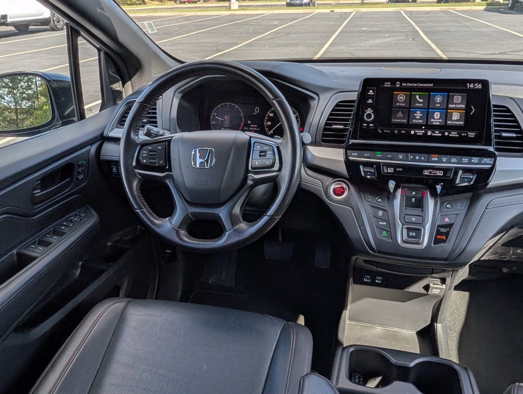 Used 2025 Honda Odyssey Sport-L image 3