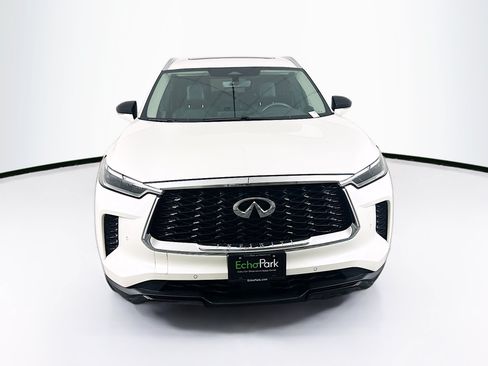 Used 2023 INFINITI QX60 Luxe w/ Cargo Package FWD image 2