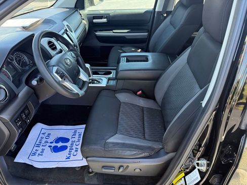 Used 2017 Toyota Tundra SR5 image 13