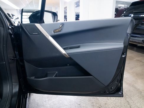 Used 2024 BMW iX xDrive50 w/ Sport Package image 23