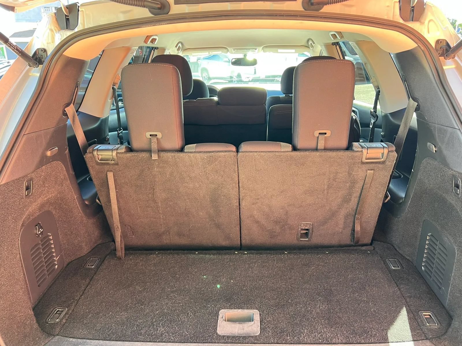 Used 2019 Nissan Pathfinder SV FWD image 27