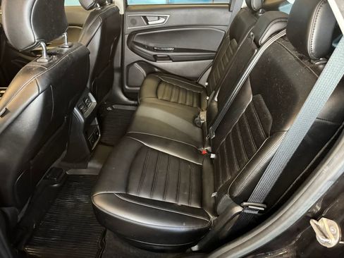 Used 2019 Ford Edge SEL w/ Equipment Group 201A AWD/4WD image 20
