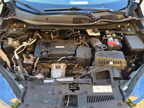 Used 2017 Honda CR-V LX image 17