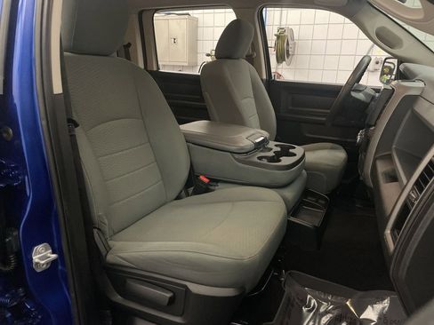 Used 2018 RAM 1500 Express image 20