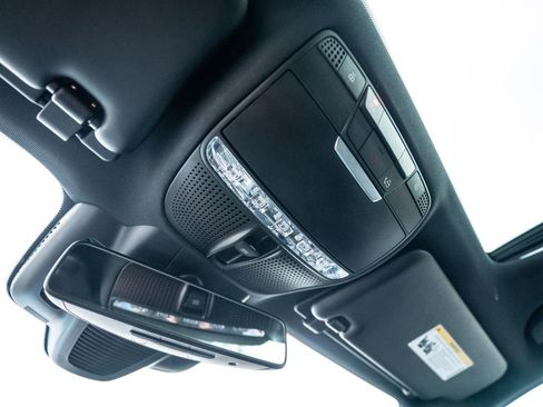 Used 2019 Mercedes-Benz E 450 4MATIC Sedan image 36