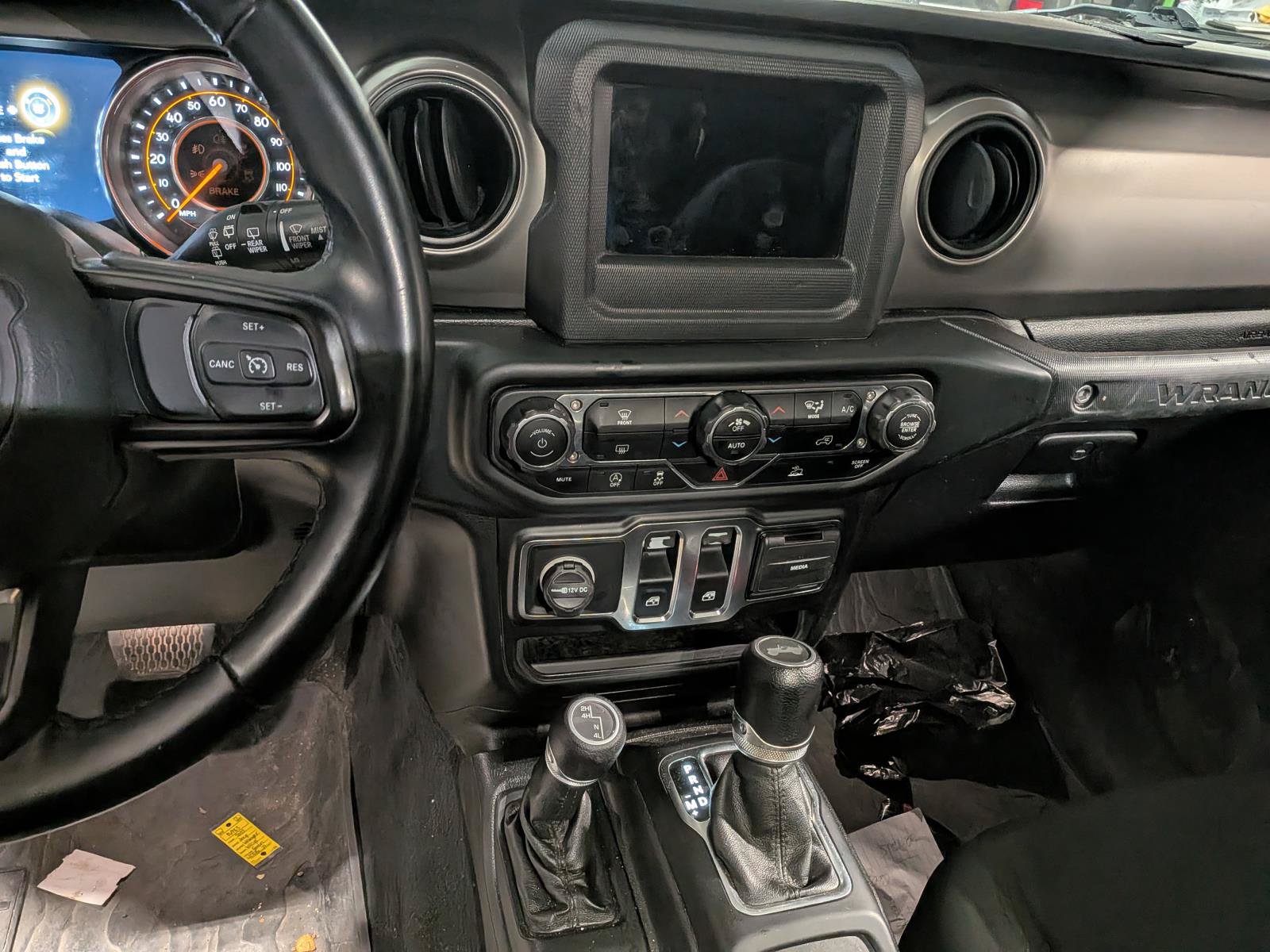 Used 2021 Jeep Wrangler Sport AWD/4WD image 2