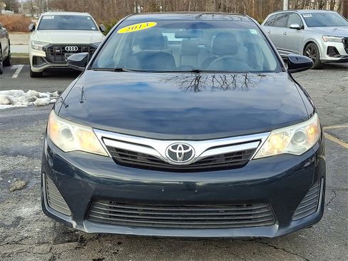 Used 2013 Toyota Camry LE image 9