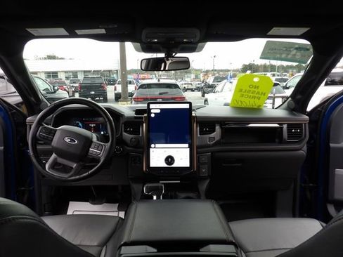 Certified 2022 Ford F150 Lightning Lariat w/ Equipment Group 511A High image 17