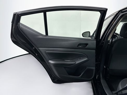 Used 2025 Nissan Altima 2.5 SV image 25