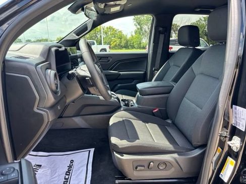 Certified 2024 Chevrolet Colorado Trail Boss AWD/4WD image 16
