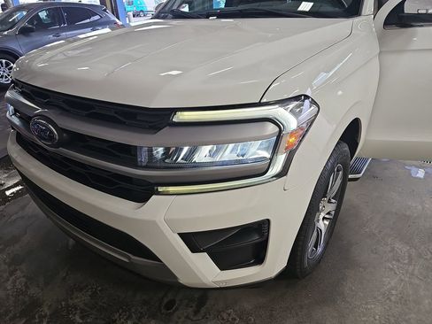 Used 2022 Ford Expedition XLT RWD image 31