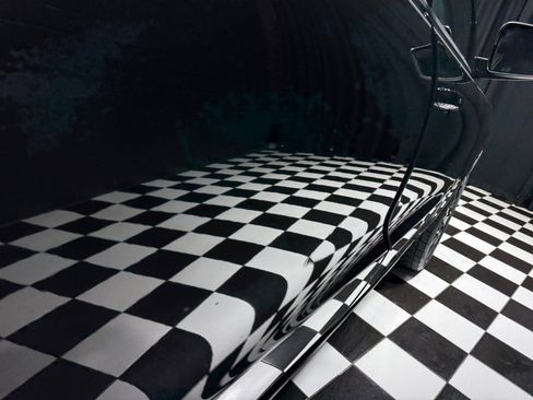 Used 2016 Dodge Durango SXT w/ Blacktop Package image 32