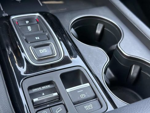 Used 2023 Honda Pilot EX-L image 19