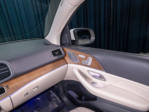 Used 2020 Mercedes-Benz GLE 350 image 24