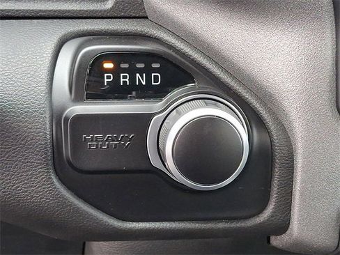 Used 2024 RAM 2500 Tradesman w/ Chrome Appearance Group image 9