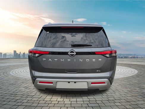 New 2025 Nissan Pathfinder SL image 5