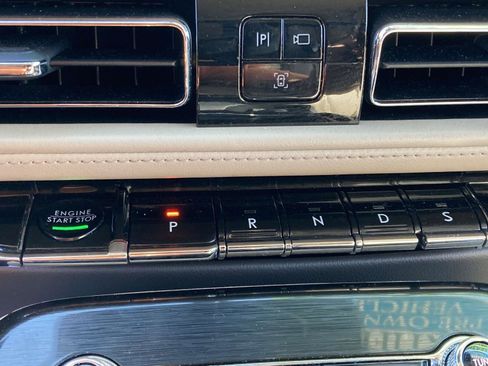 Certified 2021 Lincoln Nautilus Reserve w/ Equipment Group 201A image 28