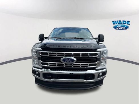 Certified 2025 Ford F250 XLT image 2