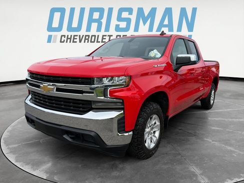 Used 2021 Chevrolet Silverado 1500 LT AWD/4WD image 2