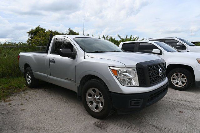 Used 2018 Nissan Titan S RWD image 19