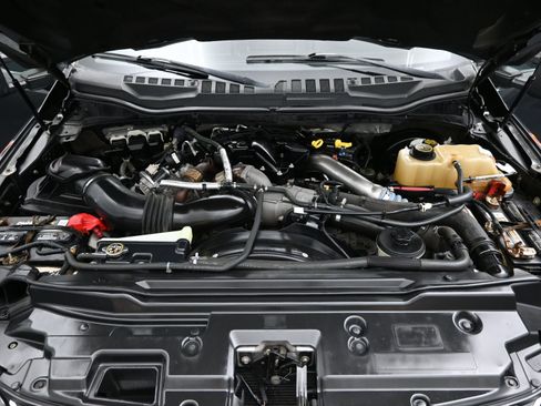 Used 2019 Ford F250 Lariat w/ Lariat Value Package image 8