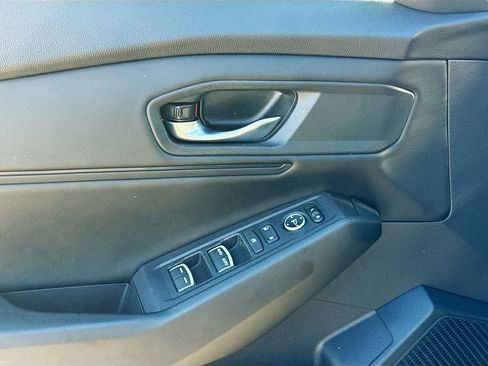 Used 2023 Honda Accord EX image 16