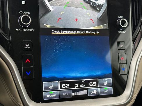 Used 2023 Subaru Outback Premium image 19