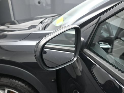 Used 2024 Chevrolet Trax LT FWD image 14