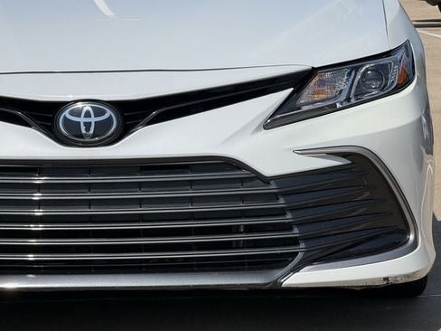 Used 2023 Toyota Camry LE FWD image 8