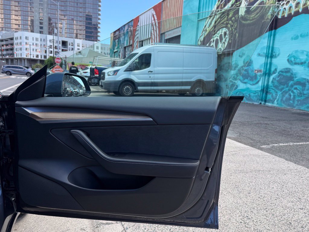 Used 2023 Tesla Model 3 RWD image 12
