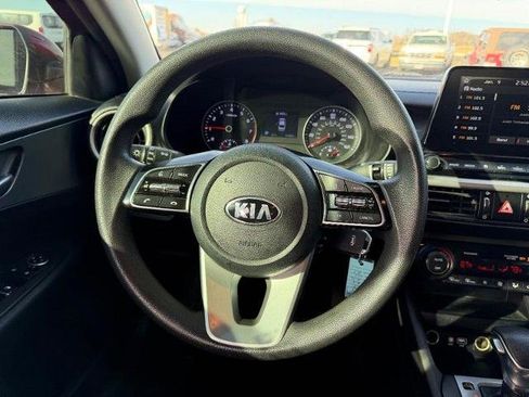 Used 2019 Kia Forte LXS image 11