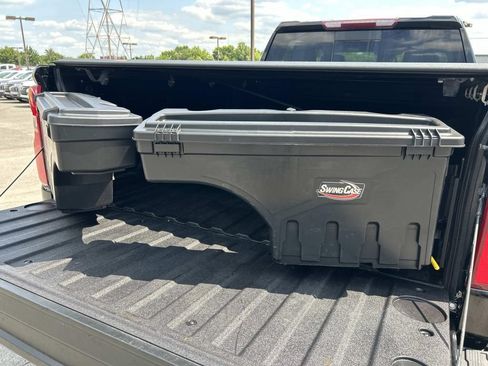 Used 2023 Chevrolet Silverado 1500 LTZ w/ LTZ Convenience Package II AWD/4WD image 16