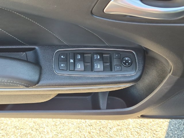Used 2019 Dodge Charger Scat Pack w/ Plus Group RWD image 14