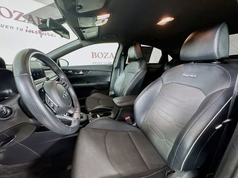 Used 2020 Kia Forte GT-Line image 23