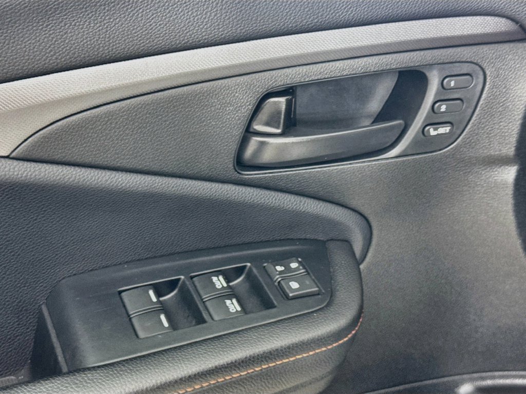 Used 2022 Honda Pilot TrailSport image 24