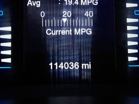 Used 2017 Chrysler Pacifica Touring-L FWD image 7