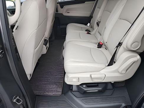 Used 2025 Honda Odyssey EX-L image 23