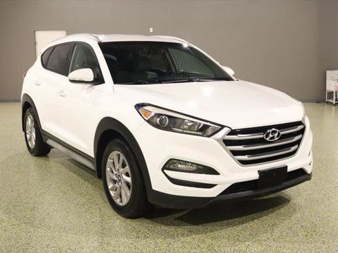 Used 2017 Hyundai Tucson SE Plus image 1