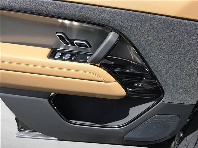 New 2026 Land Rover Range Rover Sport SE AWD/4WD image 25