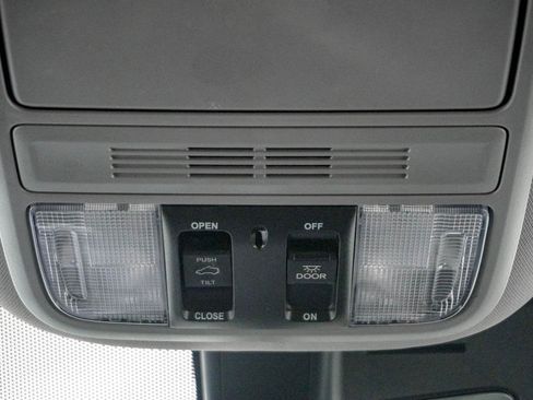 Used 2022 Honda Pilot Special Edition image 28