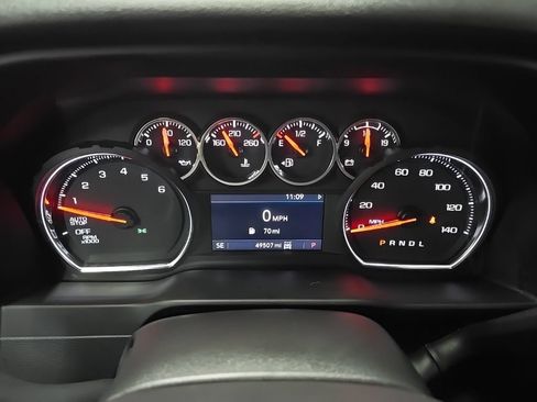 Used 2020 Chevrolet Silverado 1500 LT Trail Boss AWD/4WD image 21