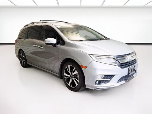 Used 2018 Honda Odyssey Elite image 3