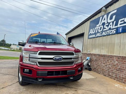 Used 2019 Ford F150 Platinum w/ Equipment Group 701A Luxury AWD/4WD image 3