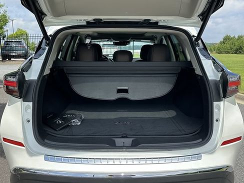 Certified 2024 Nissan Murano Platinum w/ Cargo Package AWD/4WD image 20