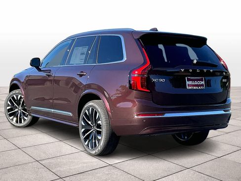 New 2026 Volvo XC90 B5 Plus AWD/4WD image 3