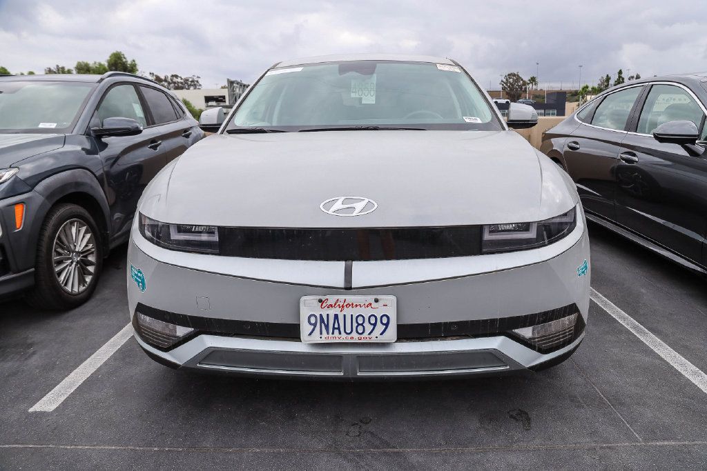 Used 2024 Hyundai Ioniq 5 SEL RWD image 2